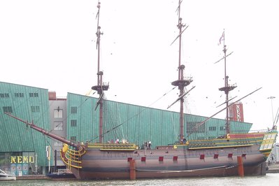 VOC Ship ‘Amsterdam’ Replica in Amsterdam, Netherlands – Museum Information gallery image