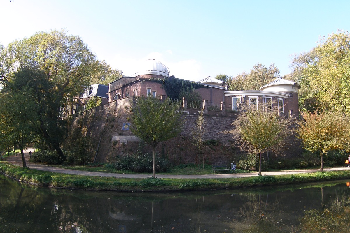 Sonnenborgh Observatory in Utrecht, Netherlands – Museum Information