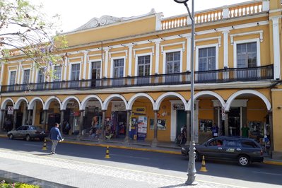 Edificio antiguo in Asuncion, Paraguay – Museum Information gallery image
