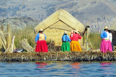Isla de Juncos de los Uros in Lake Titicaca, Peru – Museum Information gallery image