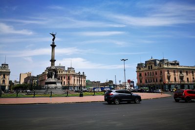 Monumento Dos De Mayo in Lake Titicaca, Peru – Museum Information gallery image