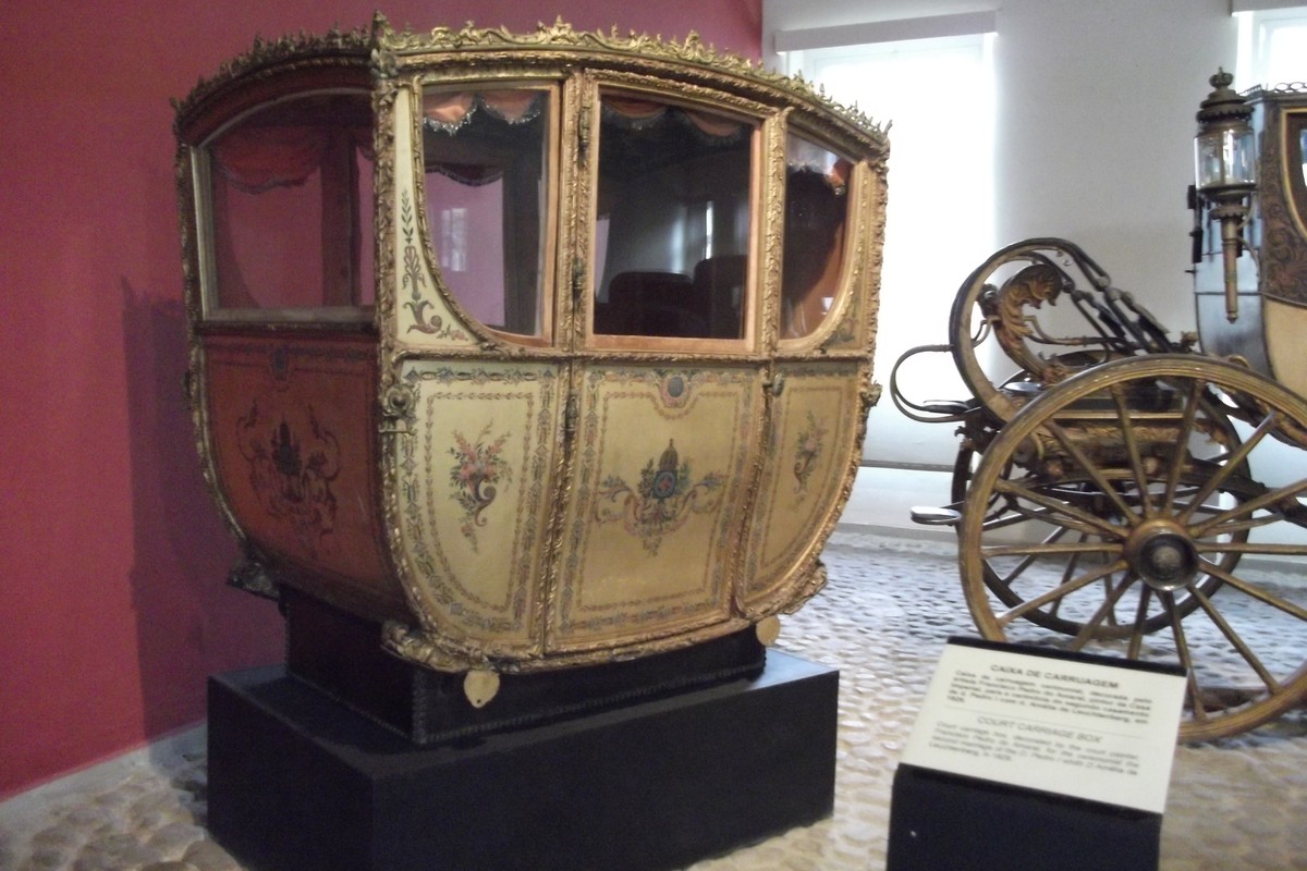 Carriage Collection in Evora, Portugal – Museum Information