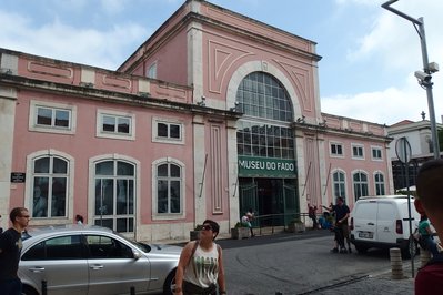 Antiga estação elevatória da água in Coimbra, Portugal – Museum Information gallery image