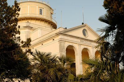 Lisbon Astronomical Observatory in Lisbon, Portugal – Museum Information gallery image