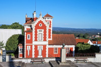 Casa dos Nichos in Viana do Castelo, Portugal – Museum Information gallery image