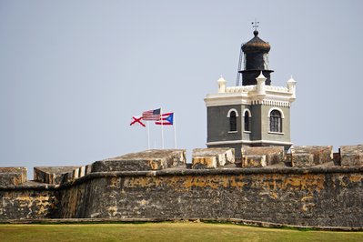 Faro del Castillo San Felipe del Morro in Guarynabo, Puerto Rico – Museum Information gallery image