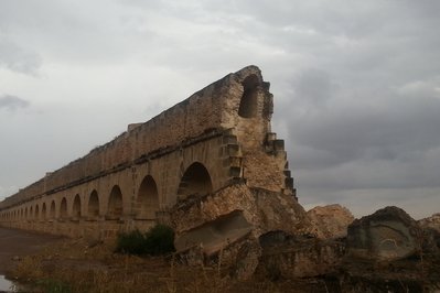 Zaghouan Aqueduct in Zaghouan, Tunisia – Museum Information gallery image