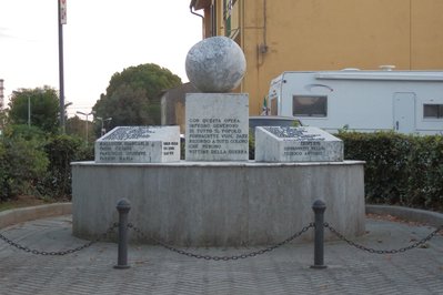 Monumento marconi in Punta del Este, Uruguay – Museum Information gallery image