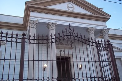Museo Solari in Fray Bentos, Uruguay – Museum Information gallery image