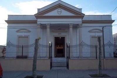 Museo Solari in Fray Bentos, Uruguay – Museum Information gallery image