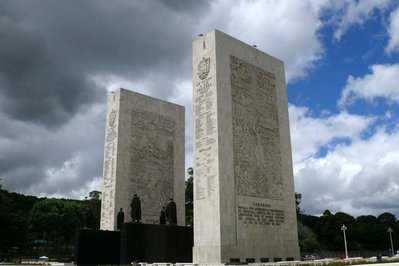 Monumento a los Monolitos in Paso de los Toros, Uruguay – Museum Information gallery image