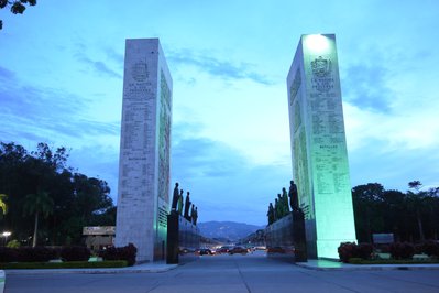 Monumento a los Monolitos in Paso de los Toros, Uruguay – Museum Information gallery image